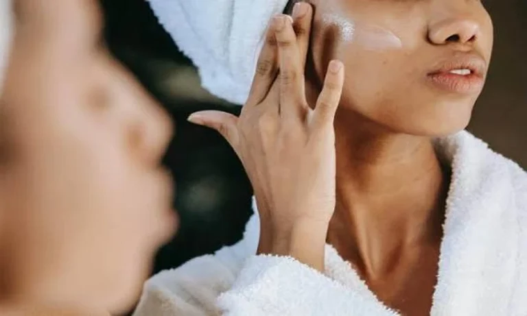 Transform Your Daily Beauty Routine with Premium Cosmetics